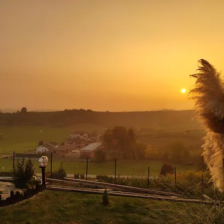 Helix 1912 לינה וארוחת בוקר 4*