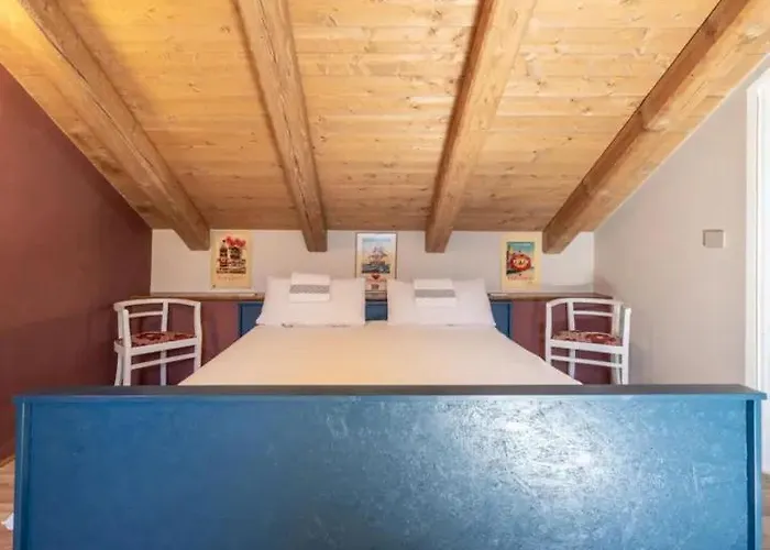 Helix 1912 Bed and Breakfast 4*